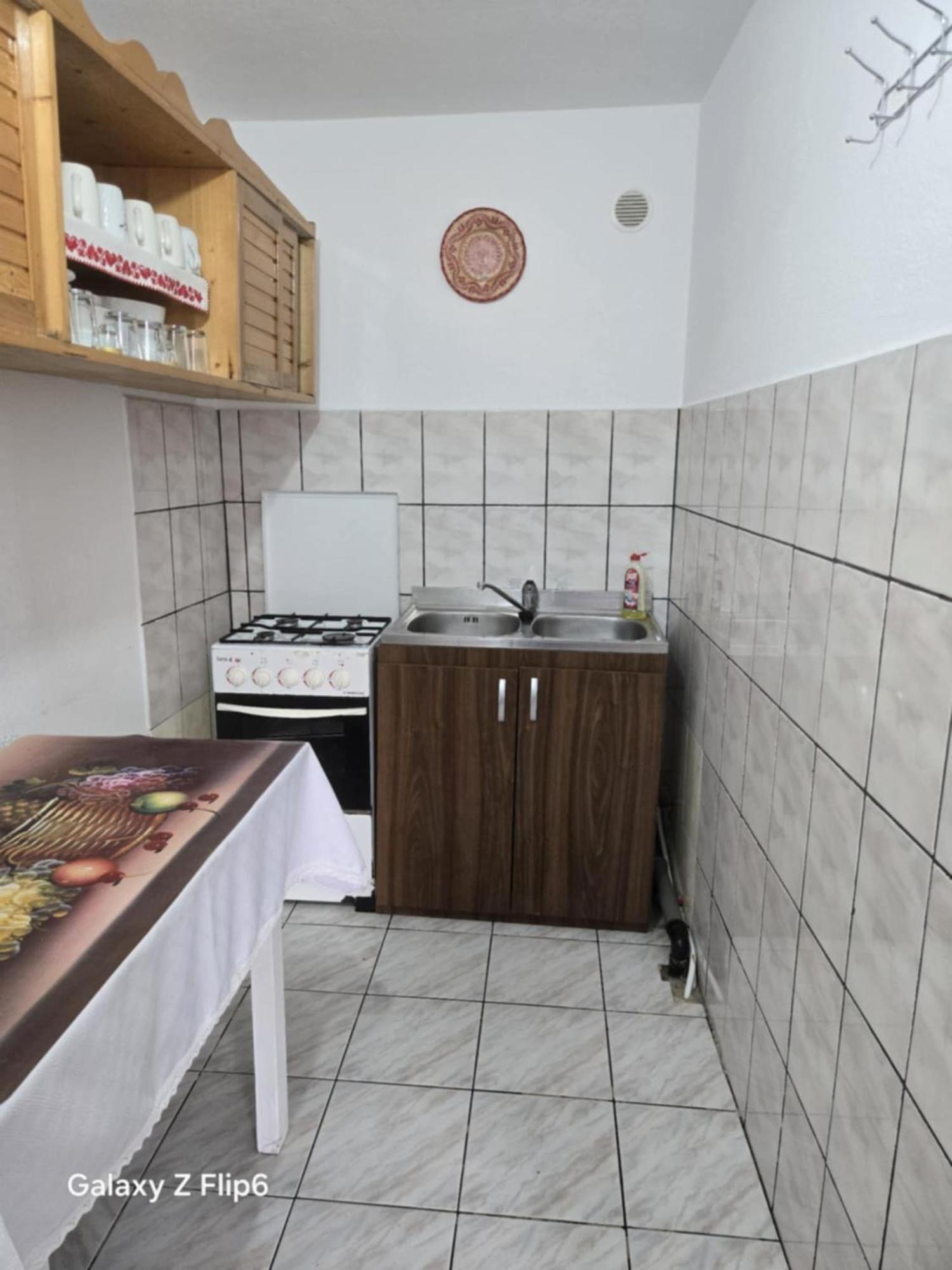 Rózsa Panzió Acomodação com café da manhã Rimetea Exterior foto